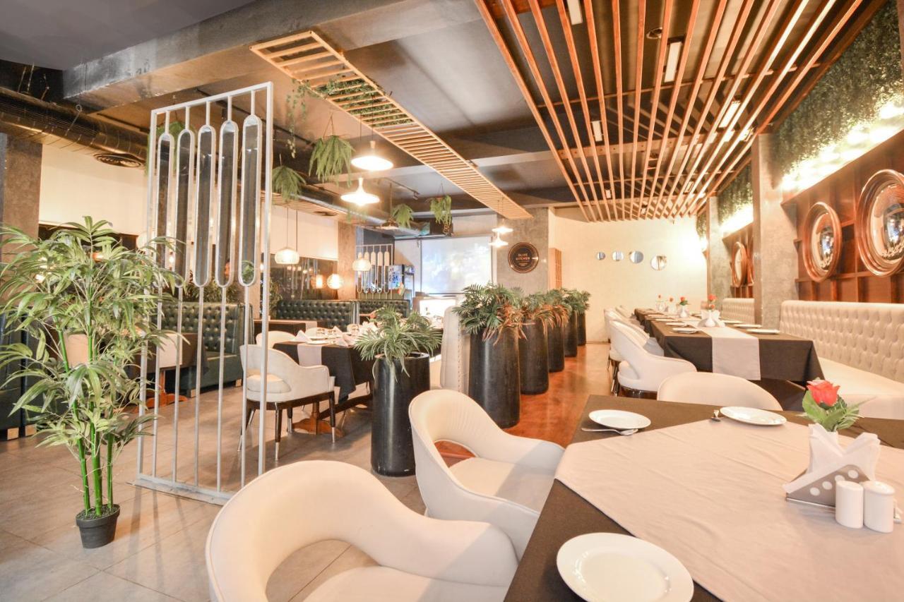 Oyo 46616 Hotel Abhinandan Jind Ngoại thất bức ảnh